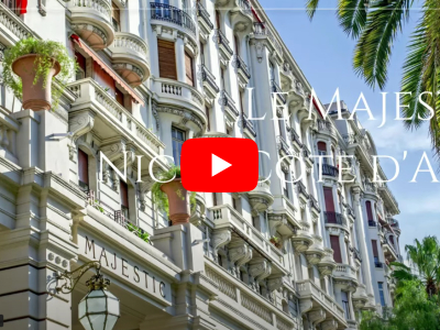 Appartement rénové 214 m² à vendre à Nice dans un palace Belle époque Le Majestic. Vue panoramique
