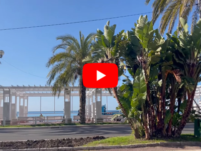 For sale: 240 m² apartment on the Promenade des Anglais in Belle Epoque palace in front of Negresco.