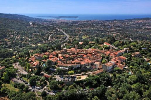 Мужан (Mougins)