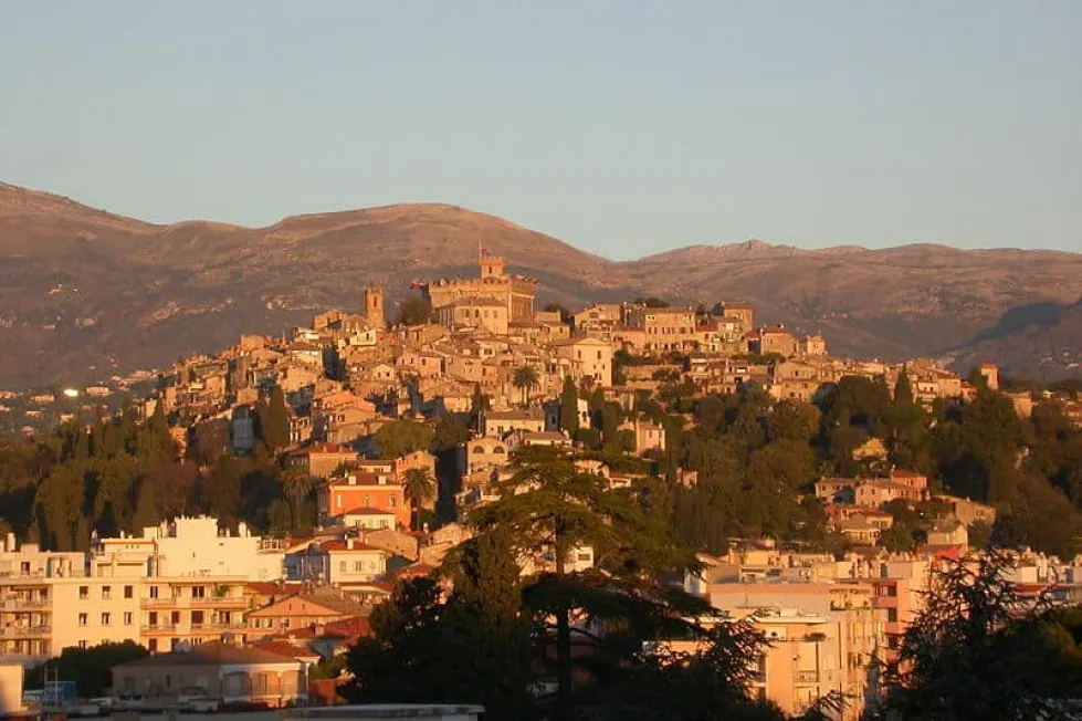 Город Лазурного берега - Кань сюр мер (Cagnes sur mer)