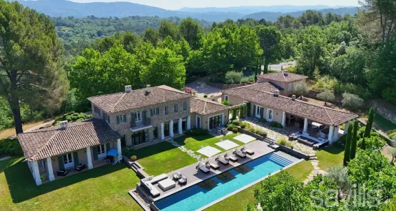 Luxury villa with panoramic views — real estate on the French Riviera — photo 1