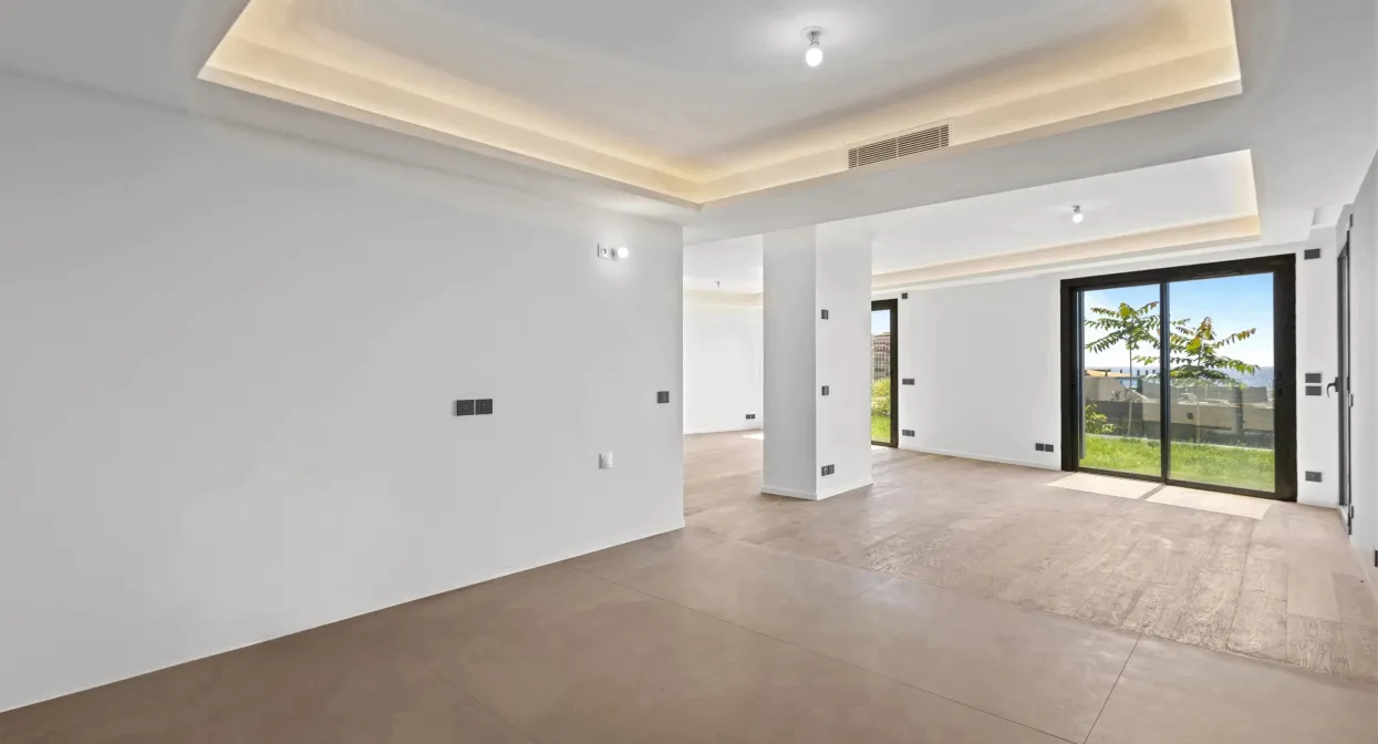 New Four-Bedroom Apartment – Within Walking Distance of the Beaches and Monaco — real estate on the French Riviera — photo 5