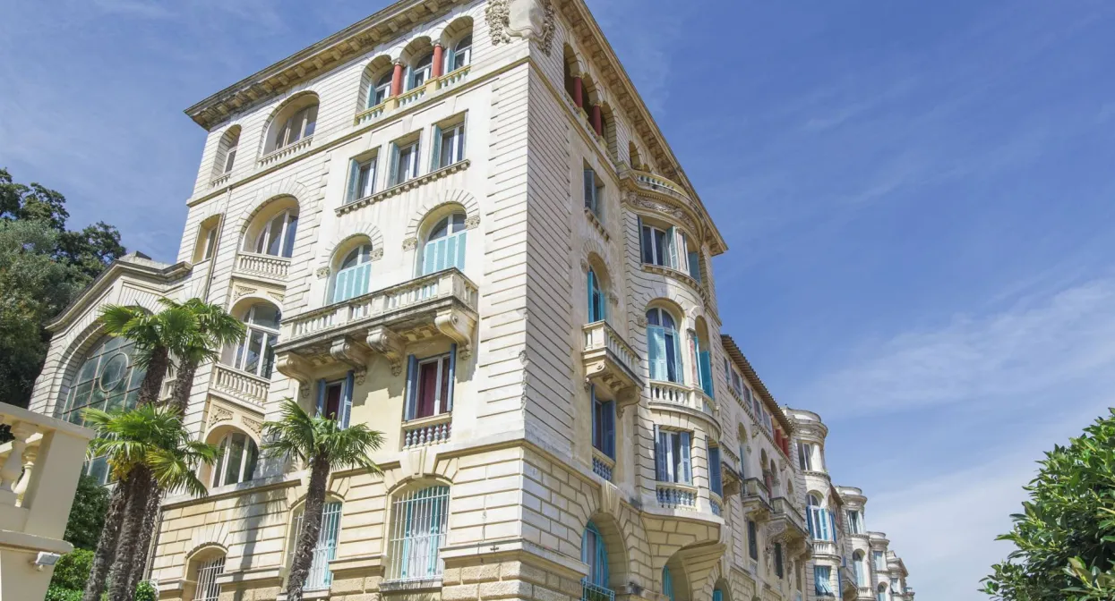 Продажа квартиры роскошном паласе Belle epoque
