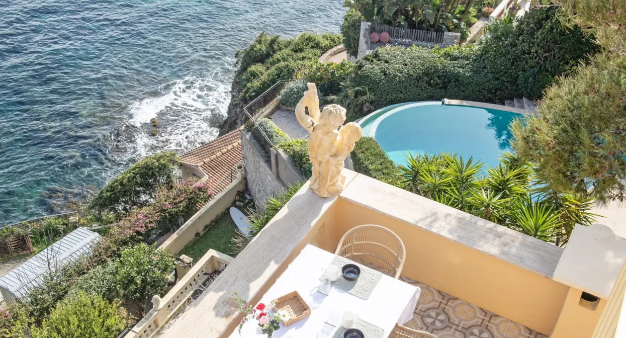 Unique penthouse with terraces and sea views — real estate on the French Riviera — photo 39