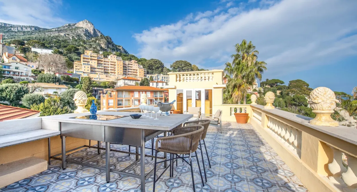 Unique penthouse with terraces and sea views — real estate on the French Riviera — photo 49