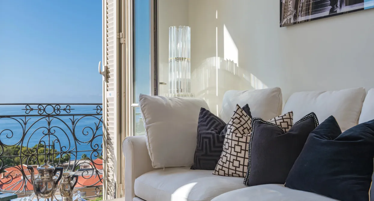 Unique penthouse with terraces and sea views — real estate on the French Riviera — photo 72