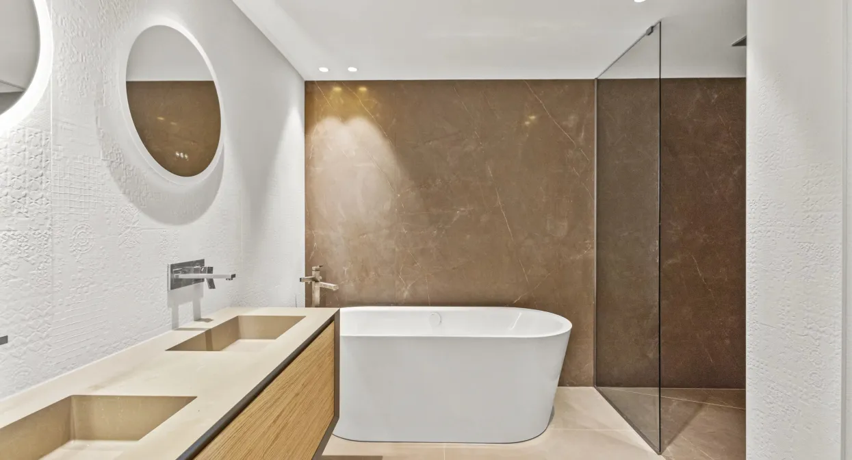 New Four-Bedroom Apartment – Within Walking Distance of the Beaches and Monaco — real estate on the French Riviera — photo 8