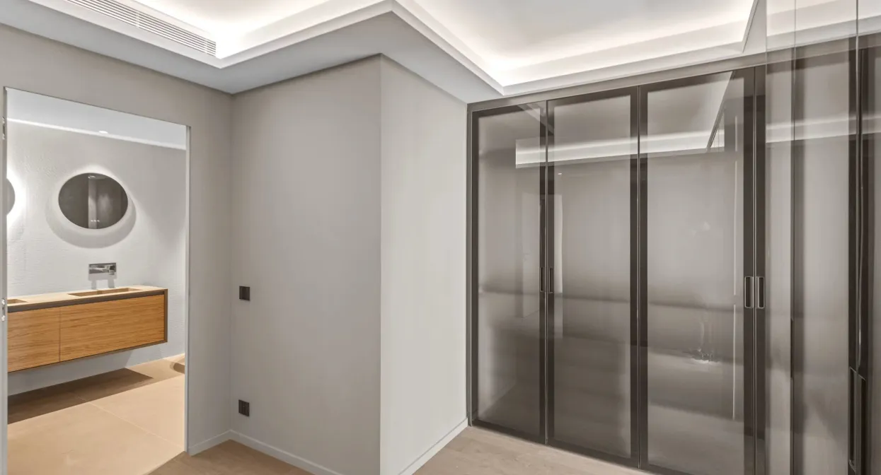 New Four-Bedroom Apartment – Within Walking Distance of the Beaches and Monaco — real estate on the French Riviera — photo 9