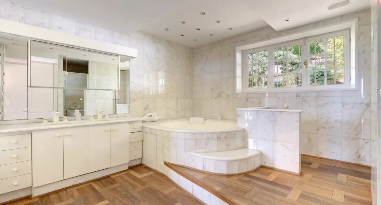 Villa in a private estate close to all amenities — real estate on the French Riviera — photo 10
