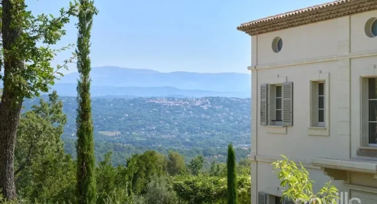 An exceptional estate in landscaped grounds — real estate on the French Riviera — photo 12