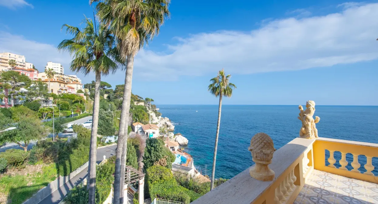 Unique penthouse with terraces and sea views — real estate on the French Riviera — photo 36