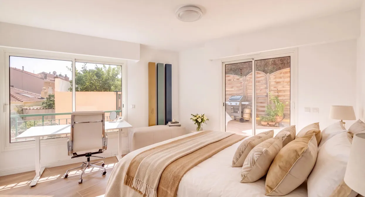 Prestigious Apartment with Panoramic Sea Views — real estate on the French Riviera — photo 7