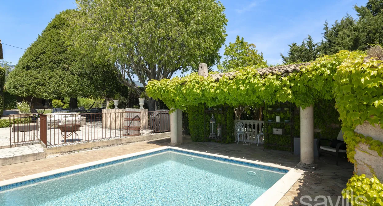 An exceptional estate in the heart of Provence — real estate on the French Riviera — photo 23