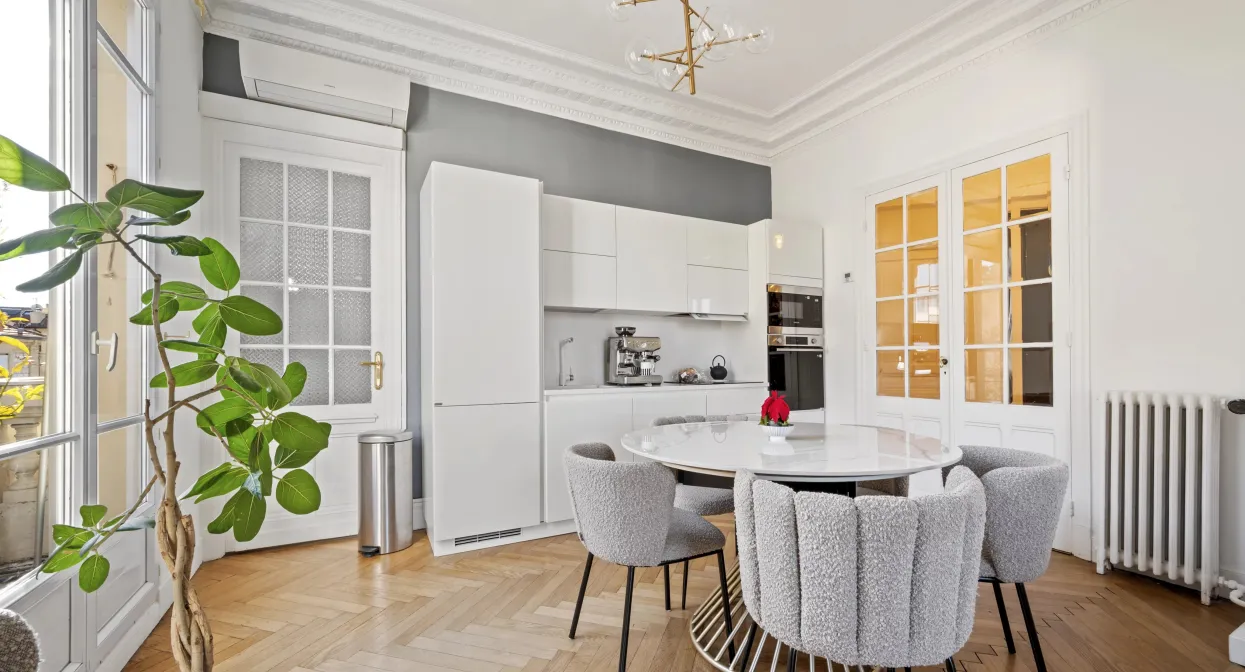 Elegant and refurbished penthouse in Les Musiciens — real estate on the French Riviera — photo 8