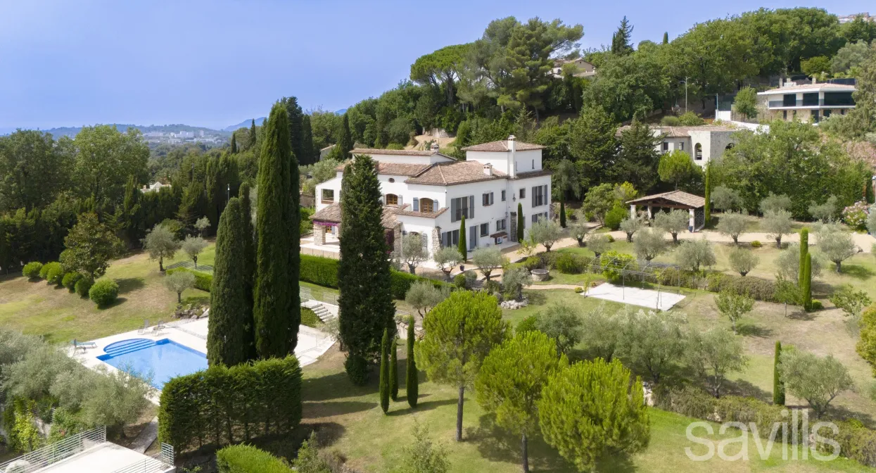 An Exceptional Estate in the Heart of Mougins — real estate on the French Riviera — photo 2