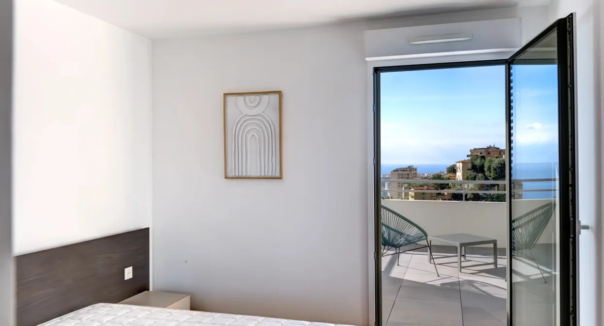 Prestigious apartment with sea view close to Monaco — real estate on the French Riviera — photo 15