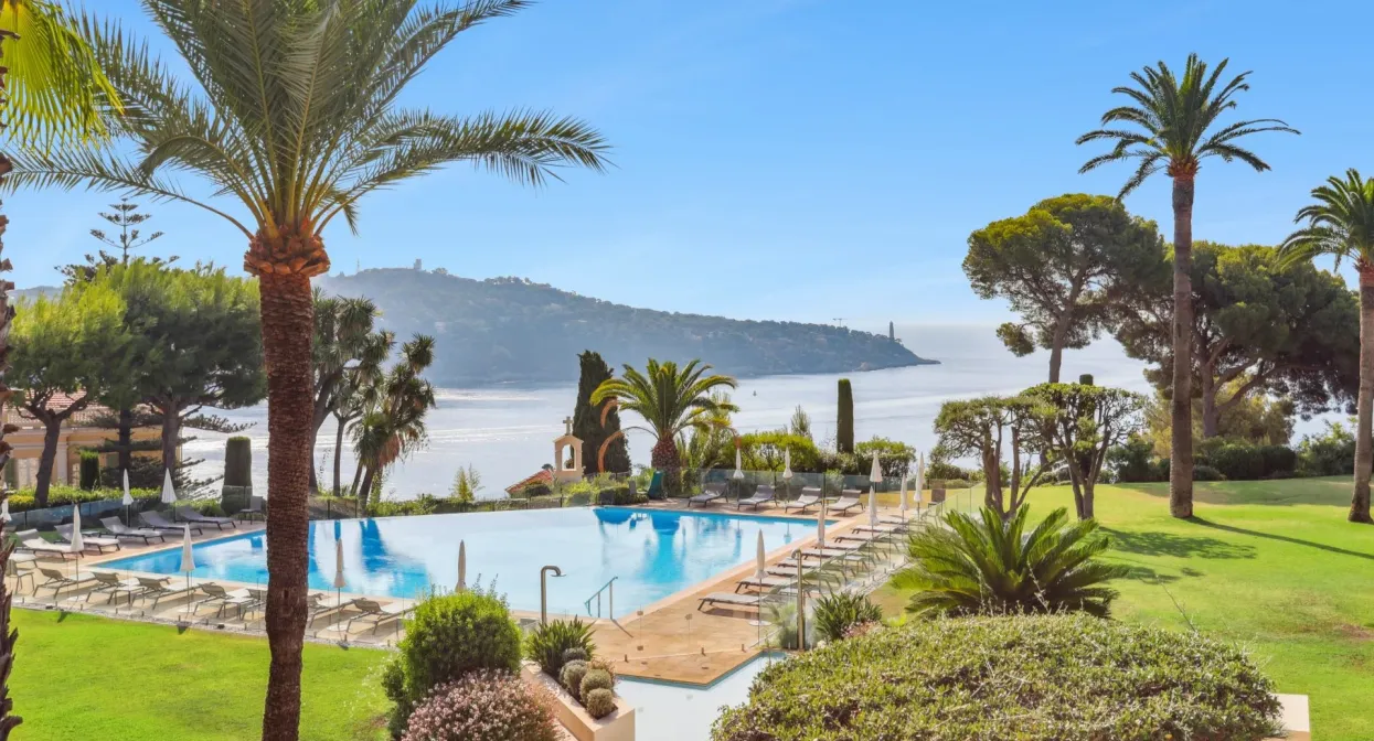 Luxury sea view duplex — real estate on the French Riviera — photo 1