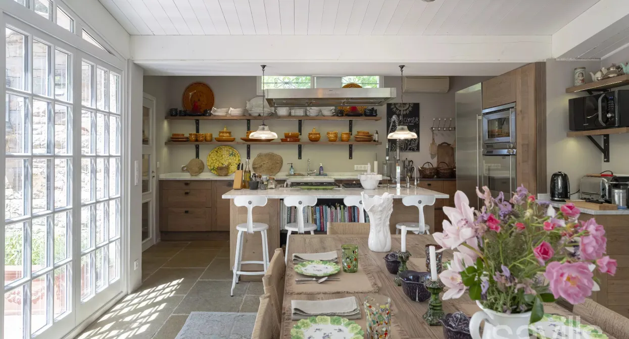 An exceptional estate in the heart of Provence — real estate on the French Riviera — photo 28