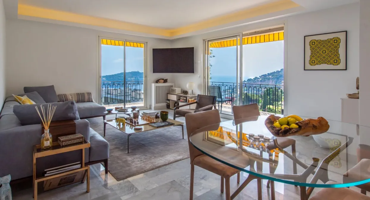 2 bedroom apartment with 25 sq m sea view terrace — real estate on the French Riviera — photo 3