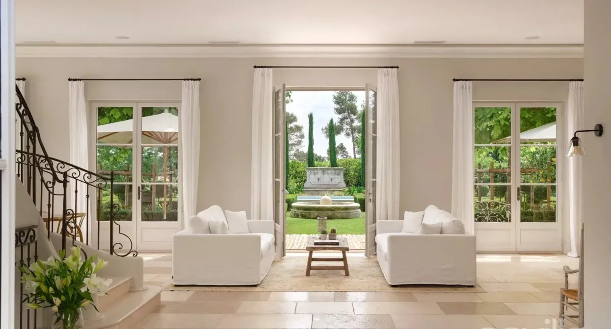 An exceptional estate in landscaped grounds — real estate on the French Riviera — photo 14