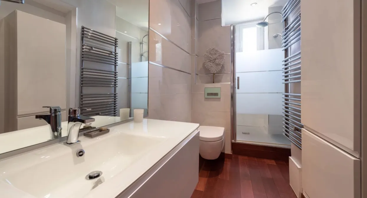 2 bedroom apartment with 25 sq m sea view terrace — real estate on the French Riviera — photo 7