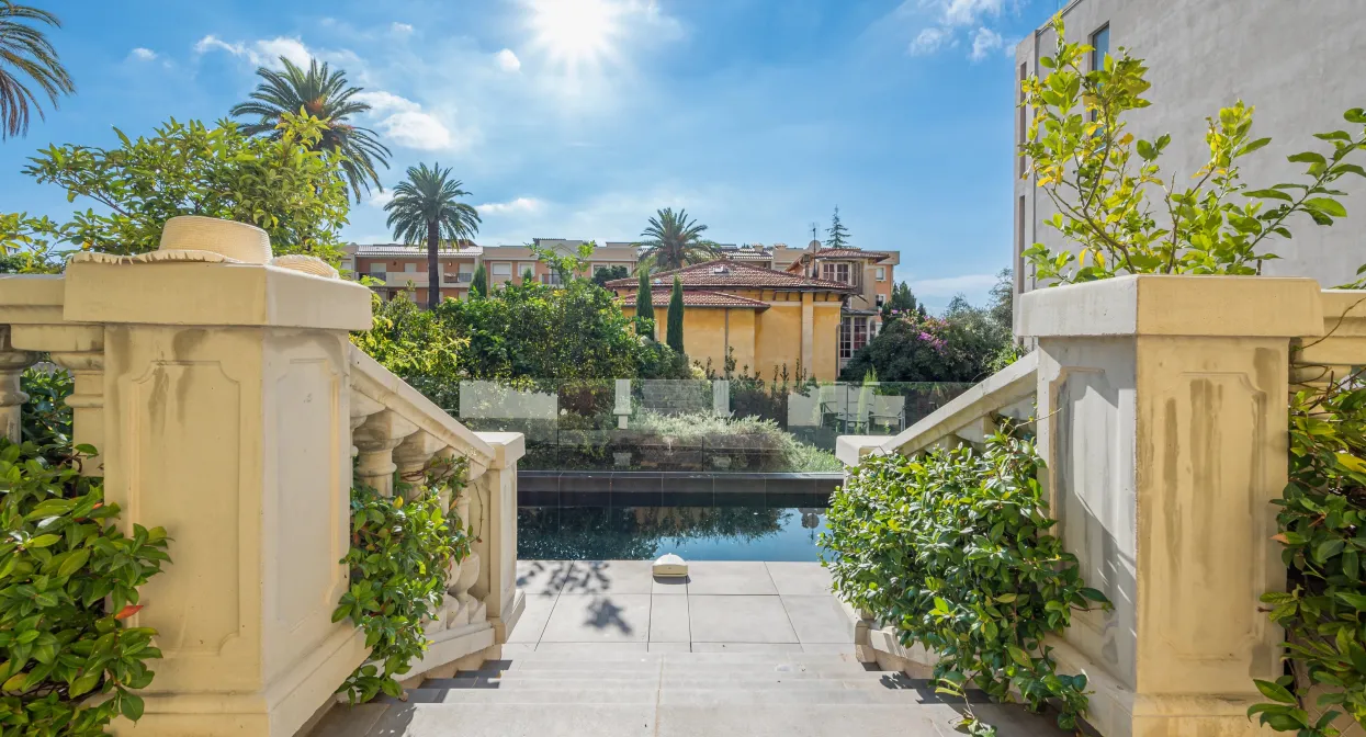 Beaulieu-sur-Mer — The Privacy of a Garden, the Elegance of a Coveted Address — real estate on the French Riviera — photo 1