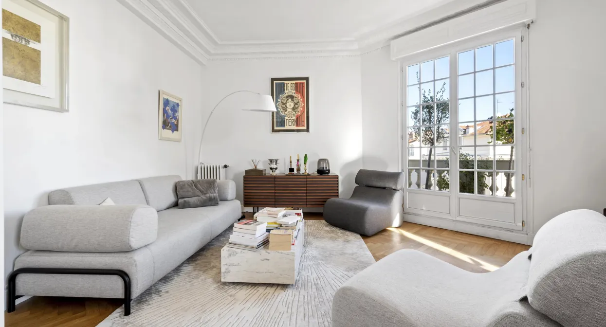 Elegant and refurbished penthouse in Les Musiciens — real estate on the French Riviera — photo 14