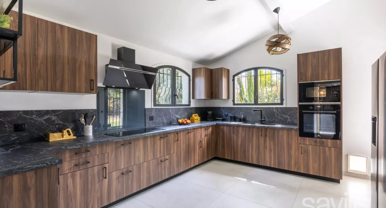 Renovated Exceptional Property – Absolute Peace and Quiet — real estate on the French Riviera — photo 6