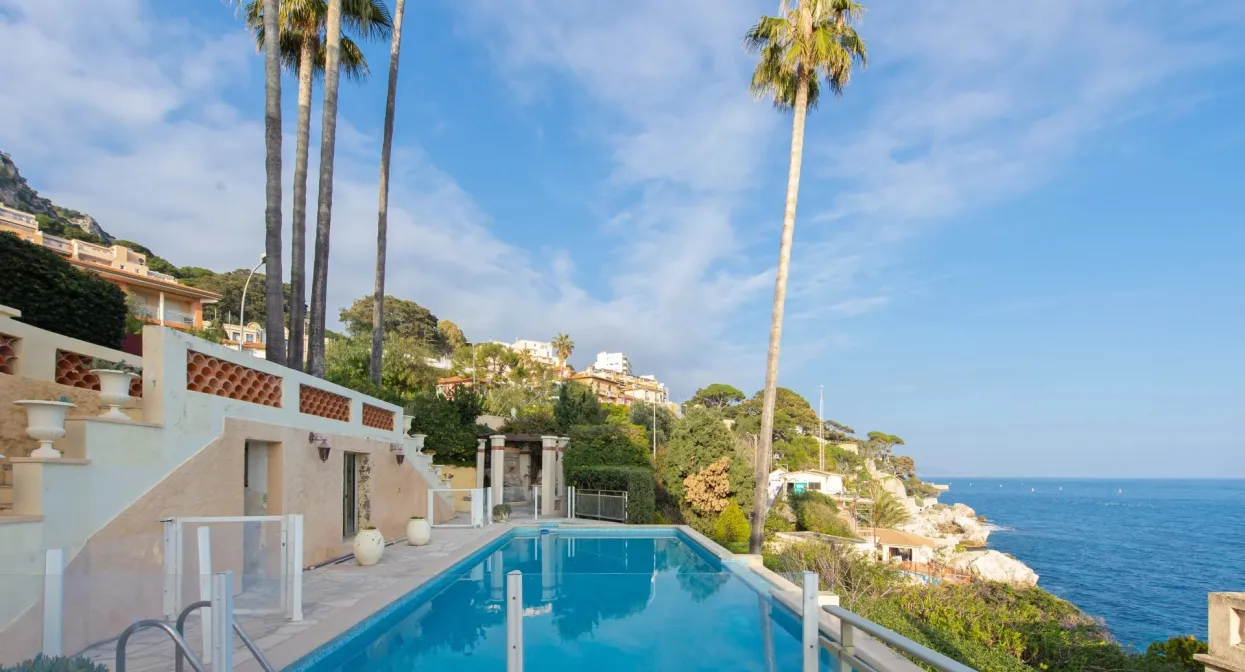 Unique penthouse with terraces and sea views — real estate on the French Riviera — photo 59