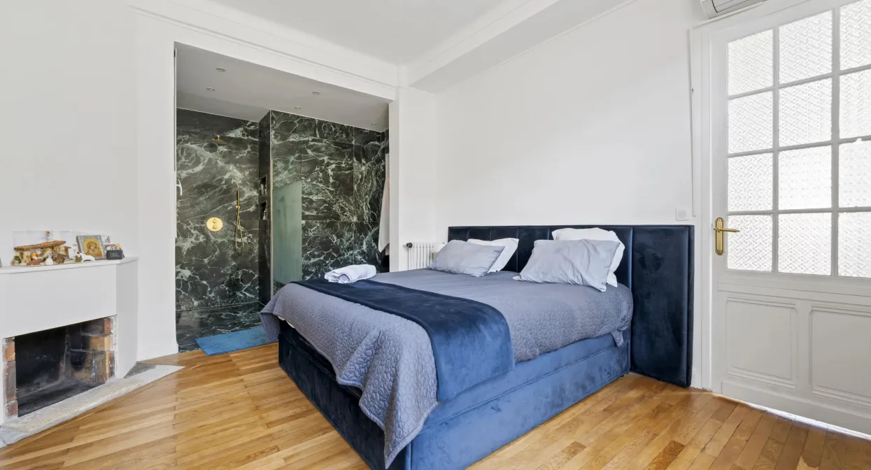 Elegant and refurbished penthouse in Les Musiciens — real estate on the French Riviera — photo 9