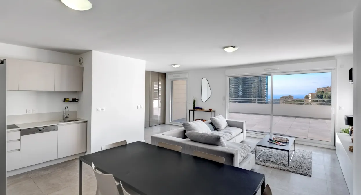 Prestigious apartment with sea view close to Monaco — real estate on the French Riviera — photo 4