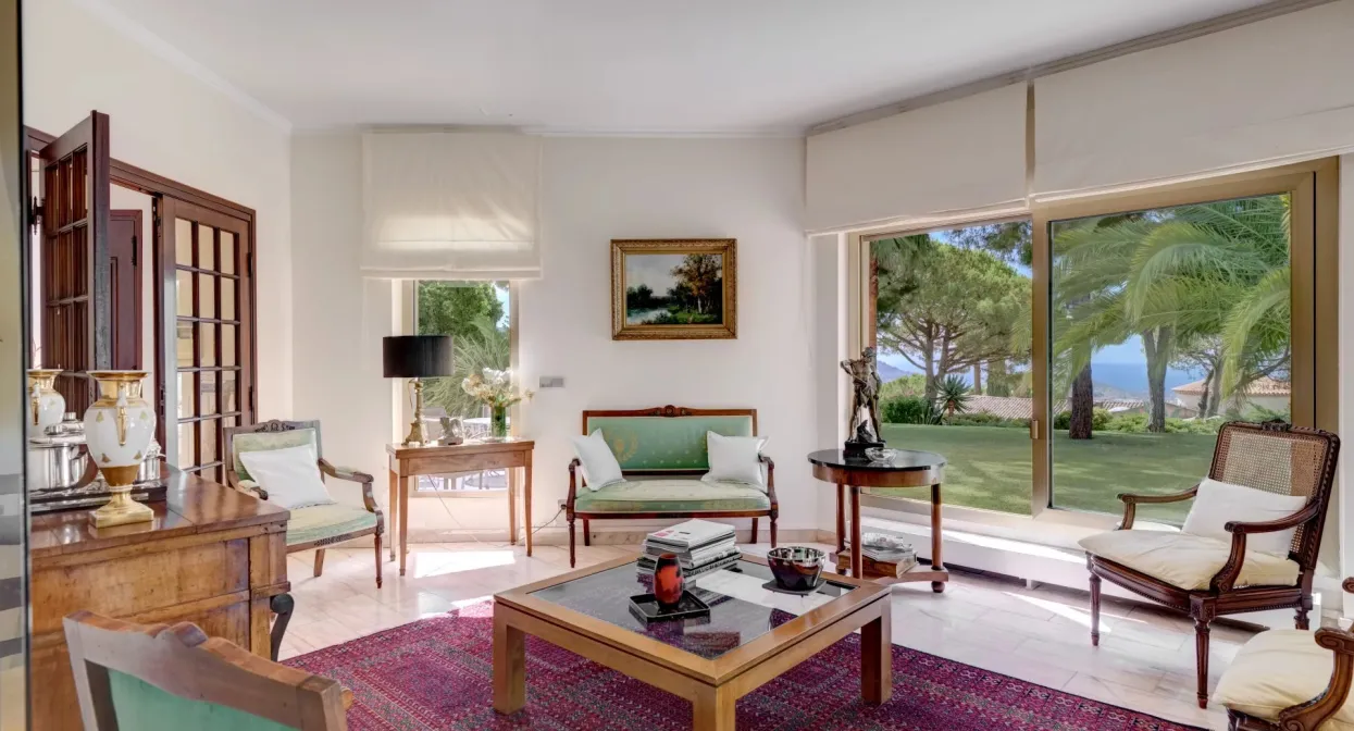 Secure domain with sea view and landscaped garden — real estate on the French Riviera — photo 5