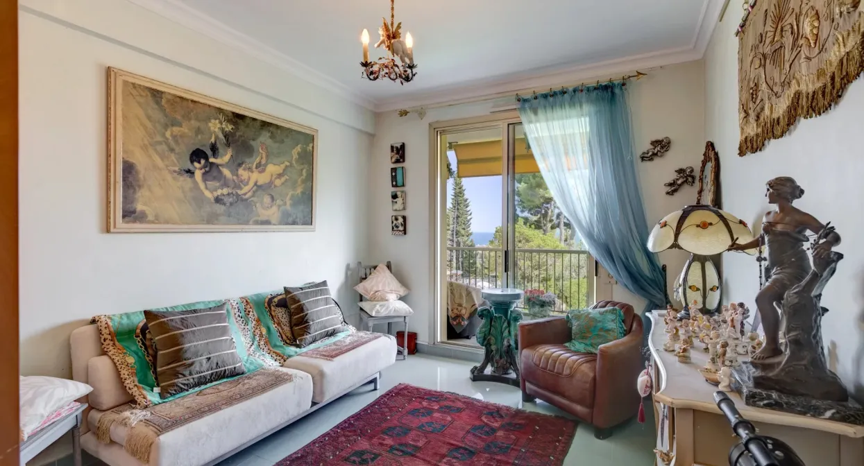 Three bedroom apartment with sea view — real estate on the French Riviera — photo 13