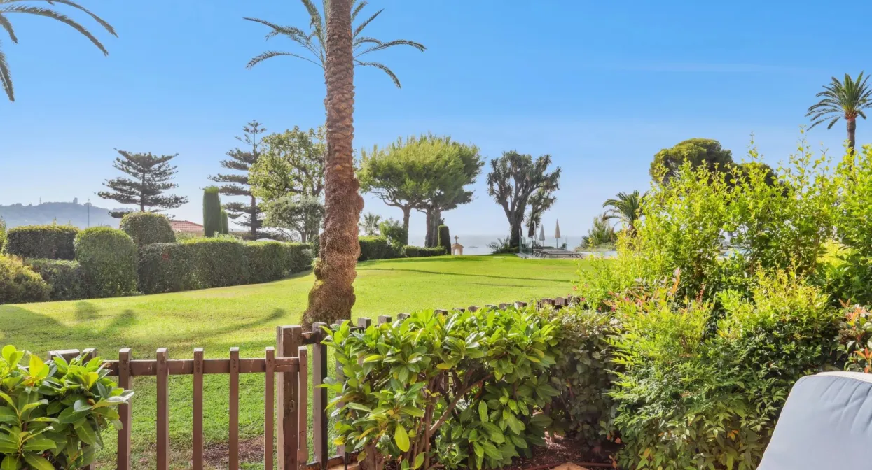 Luxury sea view duplex — real estate on the French Riviera — photo 6