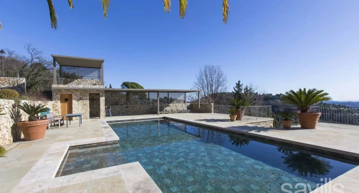 An Exceptional Provençal Bastide — real estate on the French Riviera — photo 3